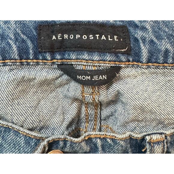 2/$30 Aeropostale Mom Jeans Ripped Straight High Waist Blue Medium Wash Size 10 - Picture 8 of 10
